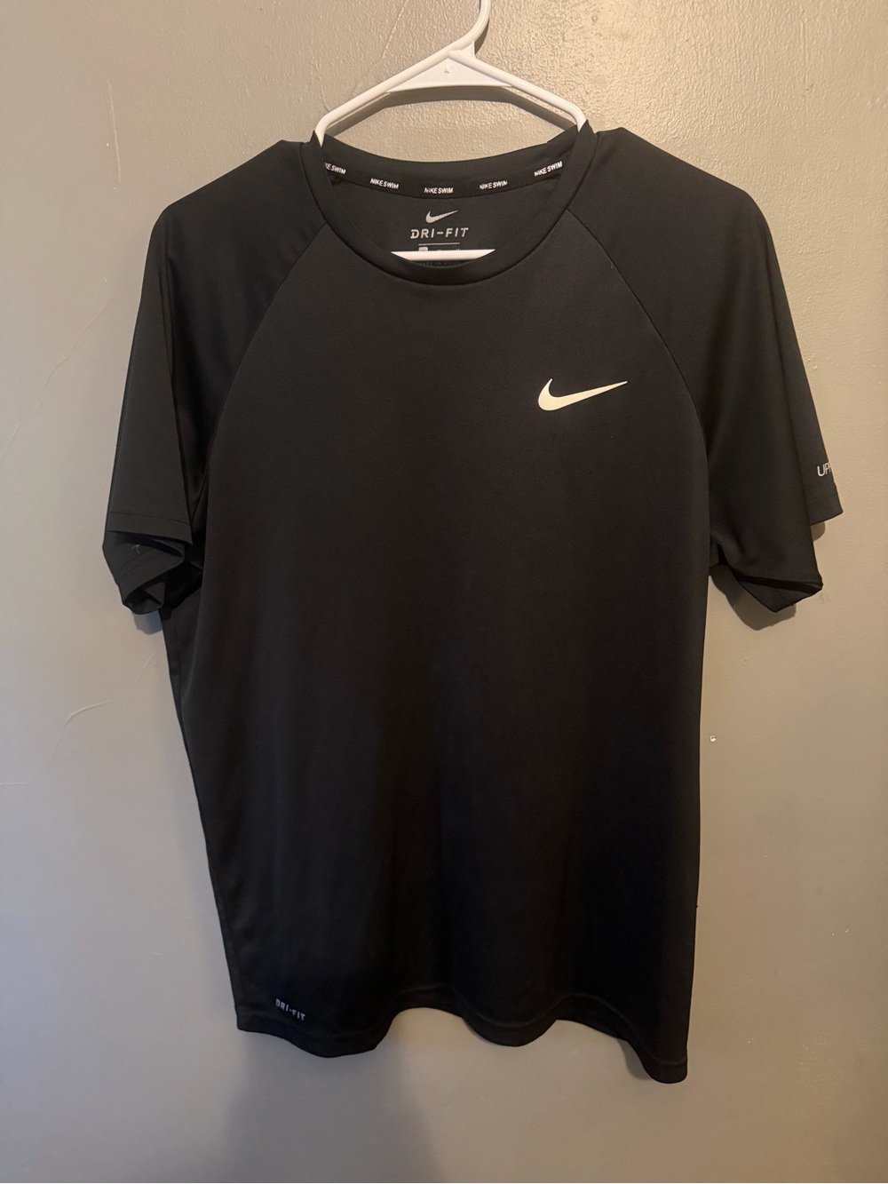 Nike Men’s Black Dri-FIT UPF 40+ Short Sleeve Shirt